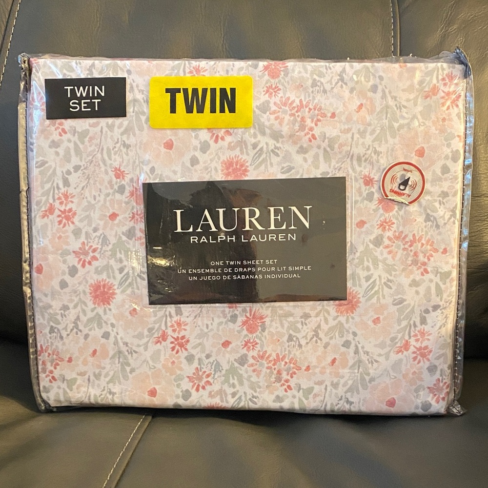 Lauren Ralph Lauren Twin Sheet Set in Pink and Gray Floral Print